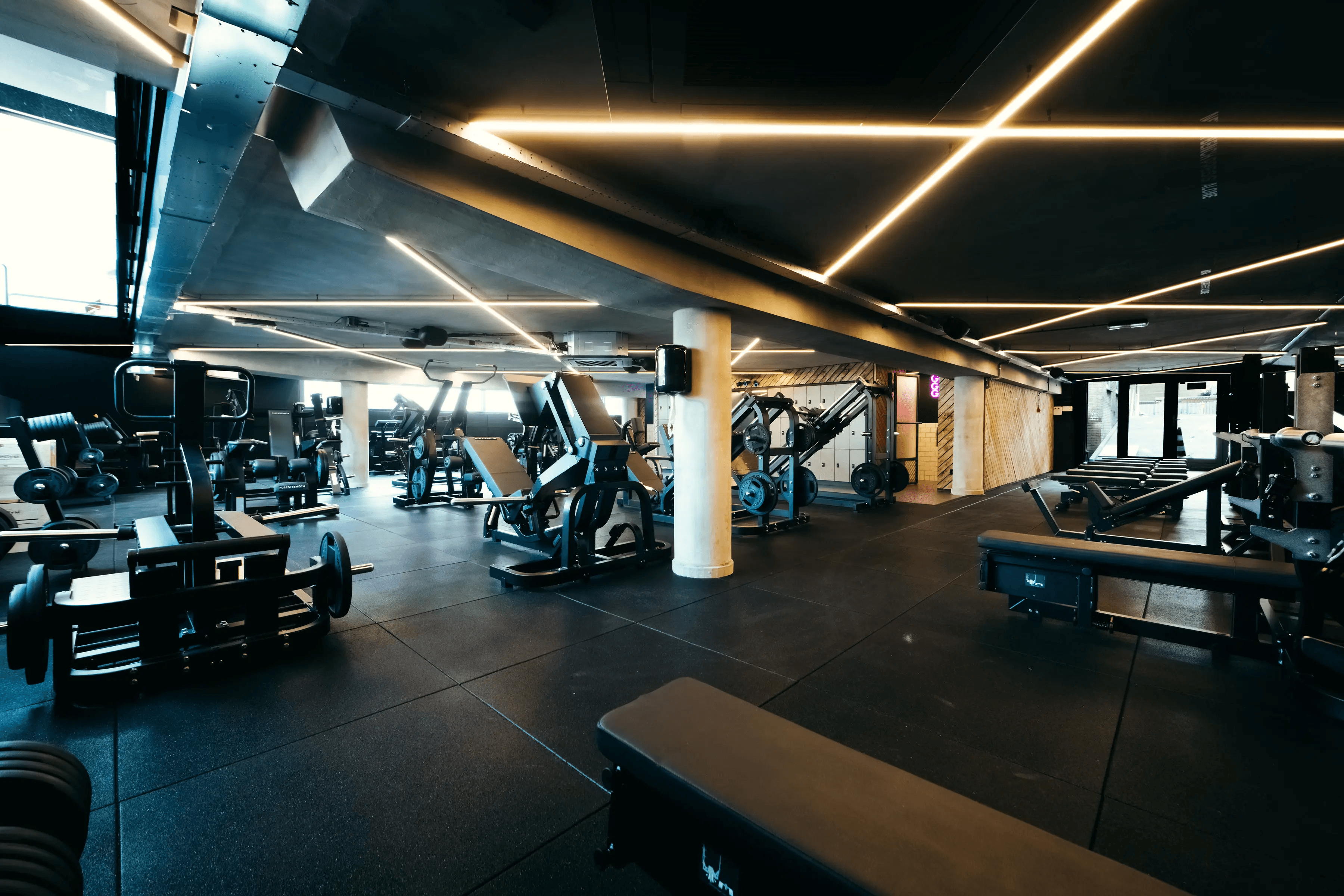 Trainmore Buitenveldert — gym floor detail